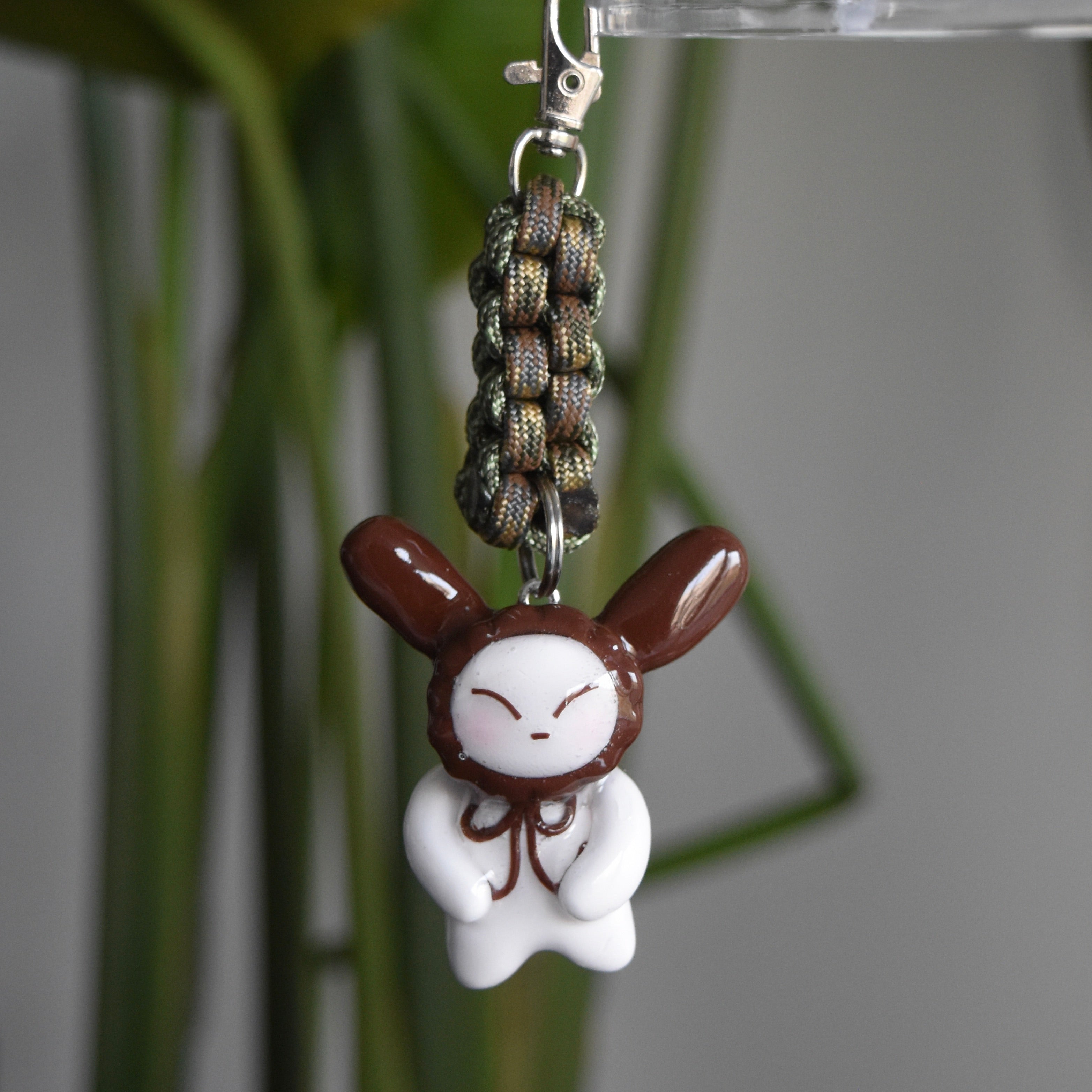 Brown Bunny Bow Brown Green Knot