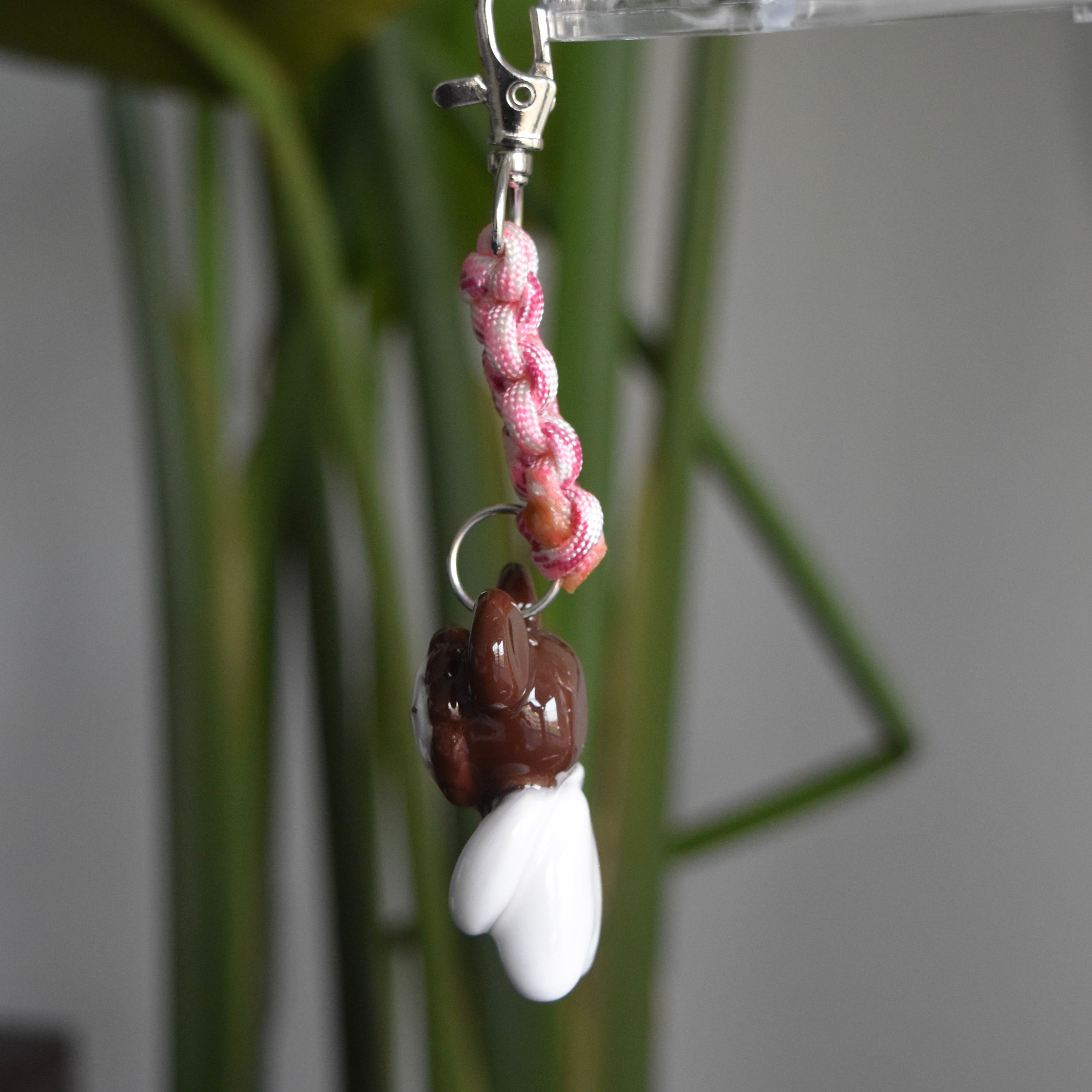 Brown Bear Bow Pink Knot