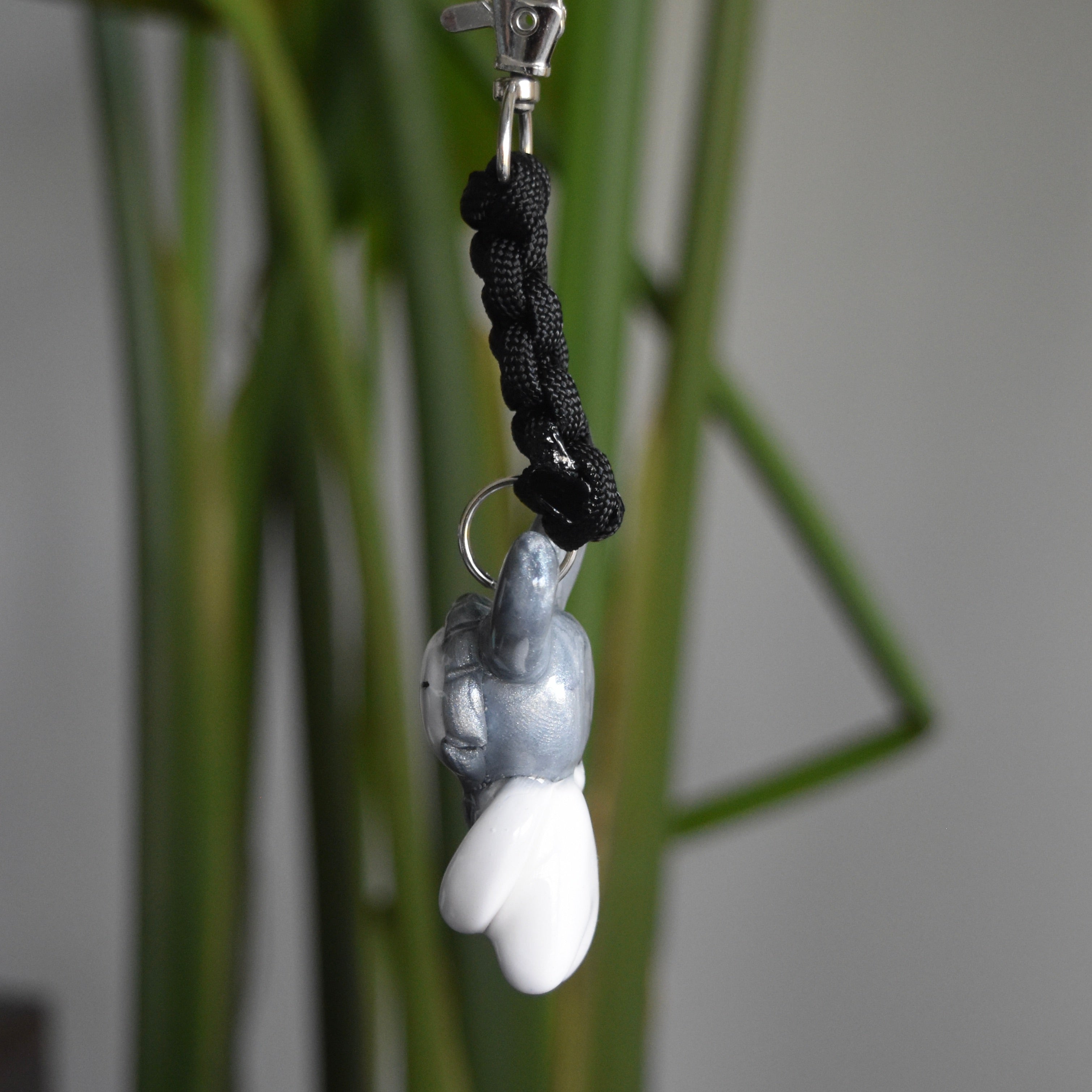 Silver Bunny Bow Black knot